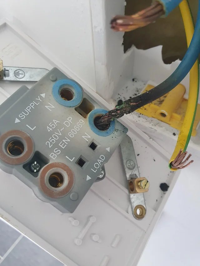 Emergency Electricians in Manchester